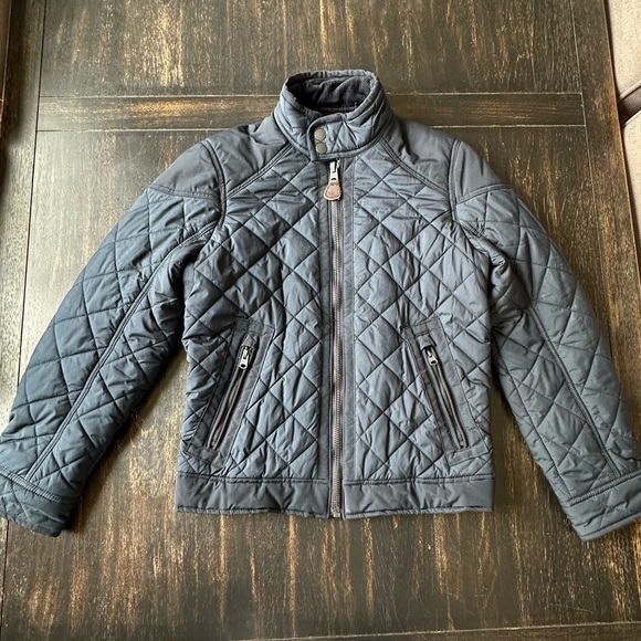 Abercrombie & Fitch Quilted Jacket with light padding. Size XS - Picture 5 of 11
